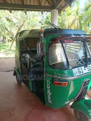 Bajaj RE 2001