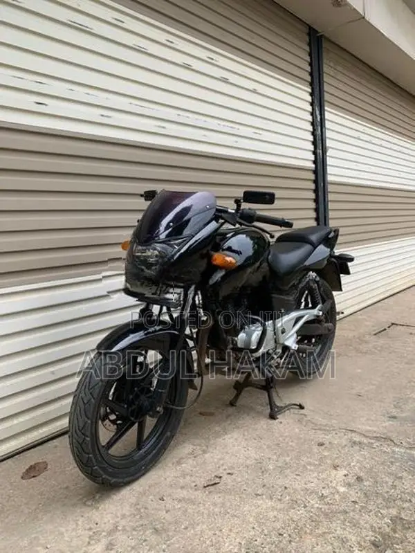 Bajaj Pulsar 180 2011