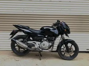 Bajaj Pulsar 180 2011