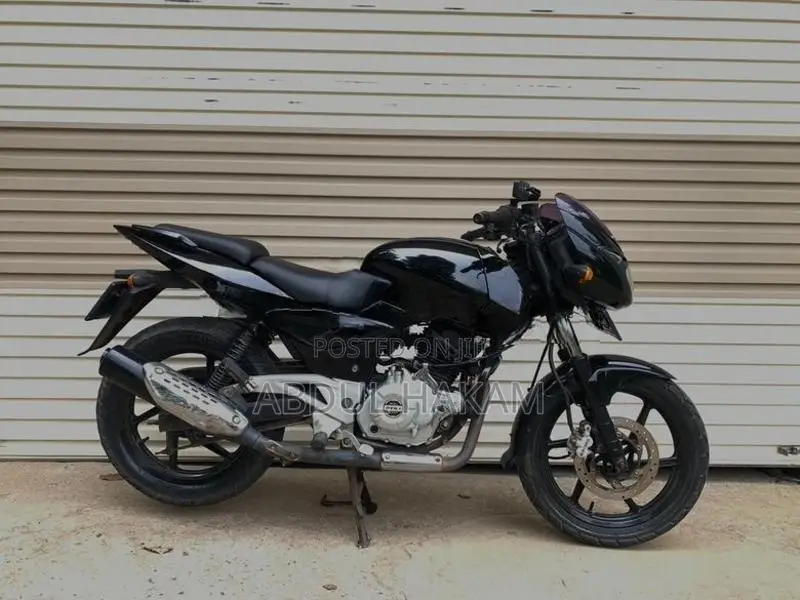 Bajaj Pulsar 180 2011