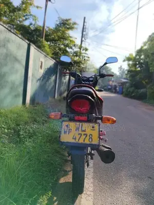 Bajaj Platina 125 2010