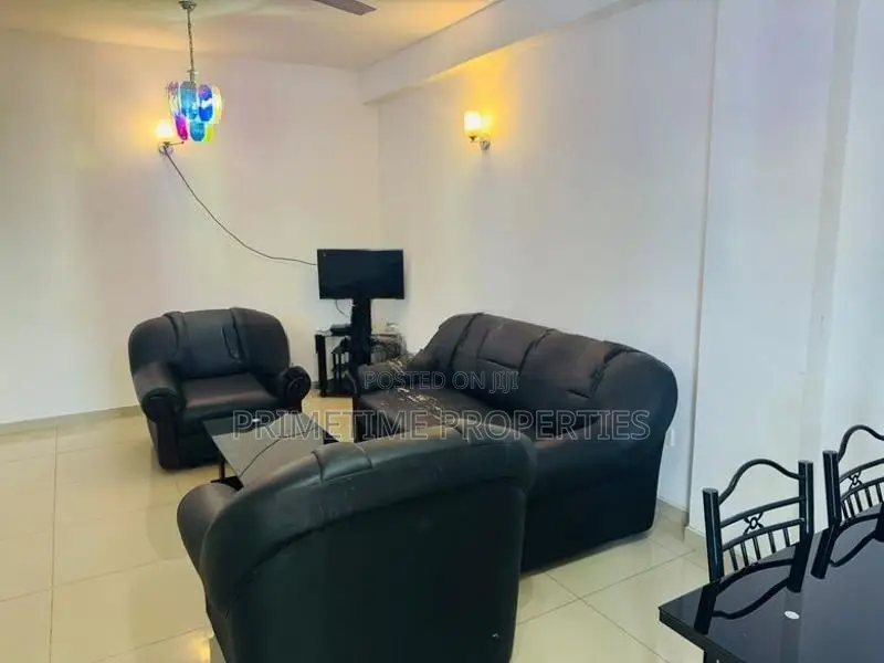 2 Bedroom Apartment With Furniture In Dehiwala