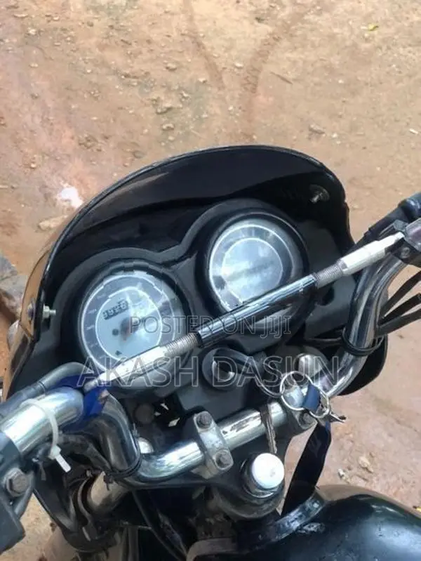 Bajaj Platina 125 2011