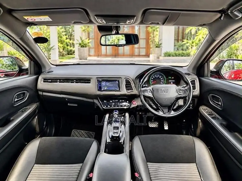 Honda Vezel RS Sensing 2017