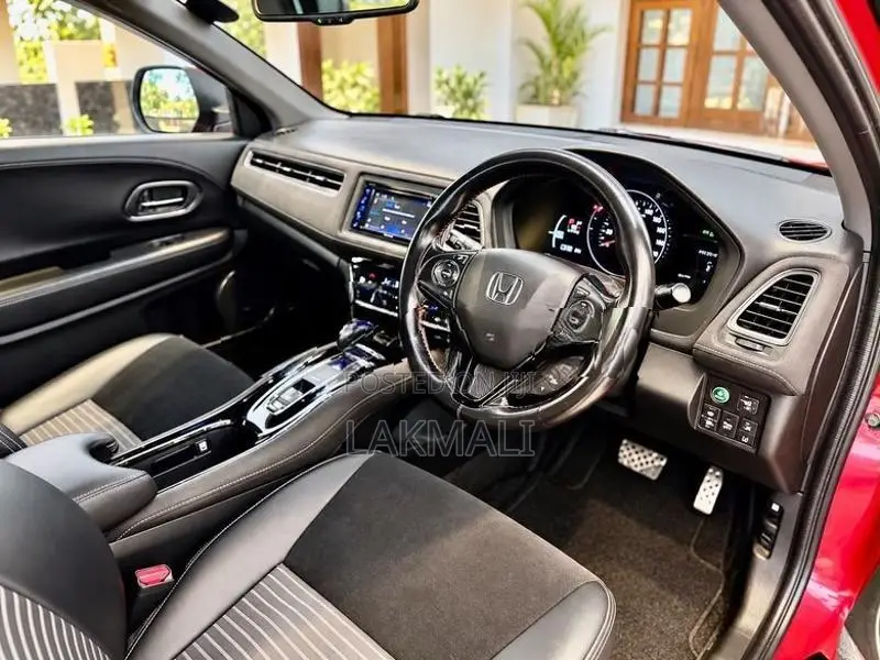 Honda Vezel RS Sensing 2017