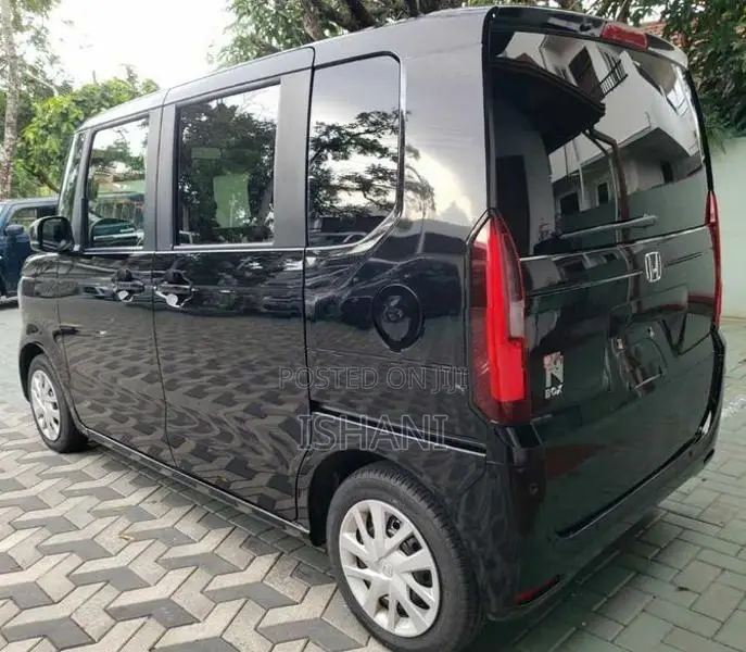 Honda N-Box 2024