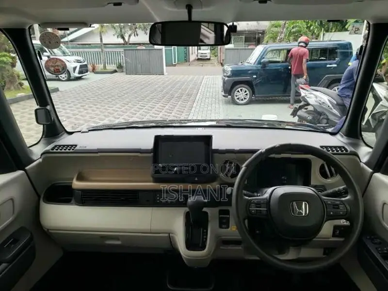Honda N-Box 2024