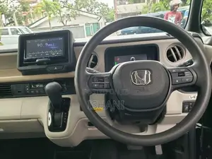 Honda N-Box 2024