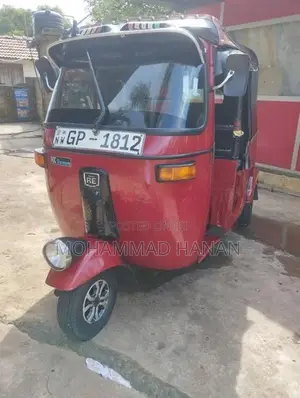 Bajaj RE 2002