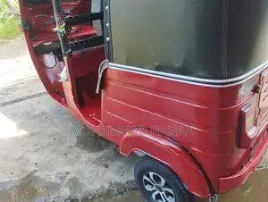 Bajaj RE 2002
