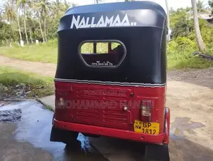 Bajaj RE 2002