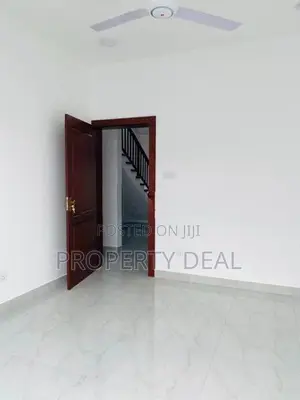 Two-Story Luxury House For Sale IN Kottawa PDH414