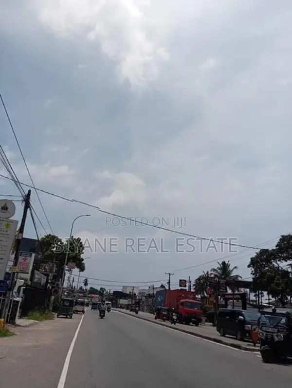 Super Luxury 2 Storey Modern House For Sale In Wattala, Mahabage.
