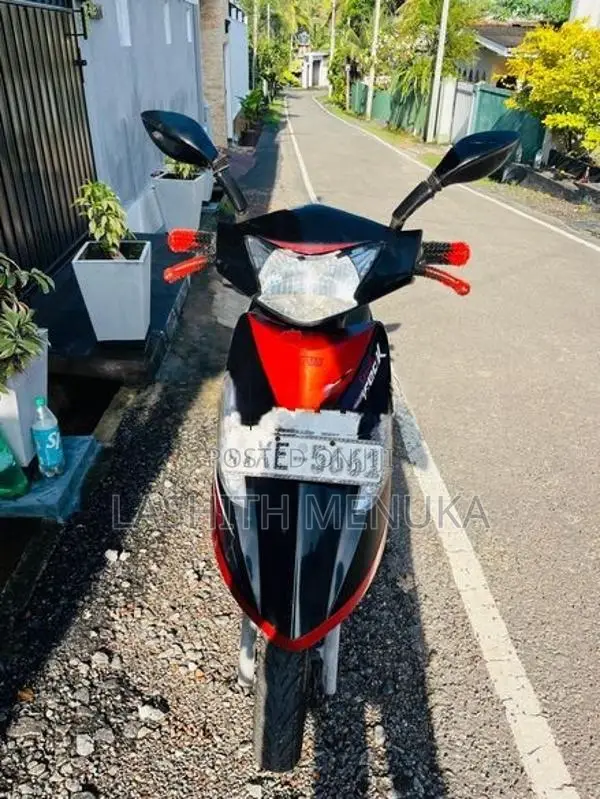 TVS Streak 2011