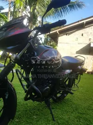 Bajaj Discover 2012