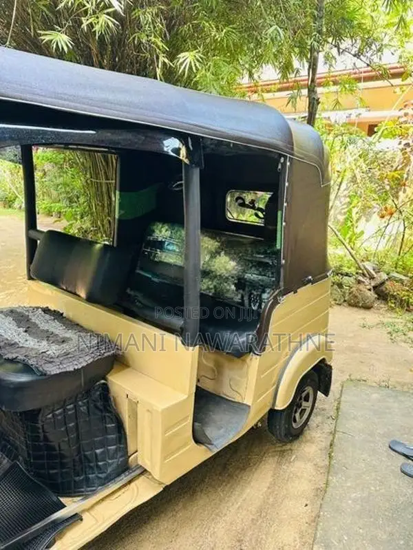 Bajaj RE 2007