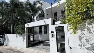 Modern Two-Storey House For Sale – Vidyala Junction In Talawatugoda