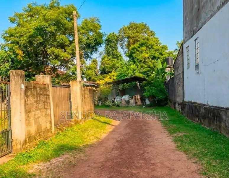32.5 Perches Land For Sale In Gampaha Town
