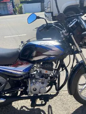 Bajaj CT100 ES 2026