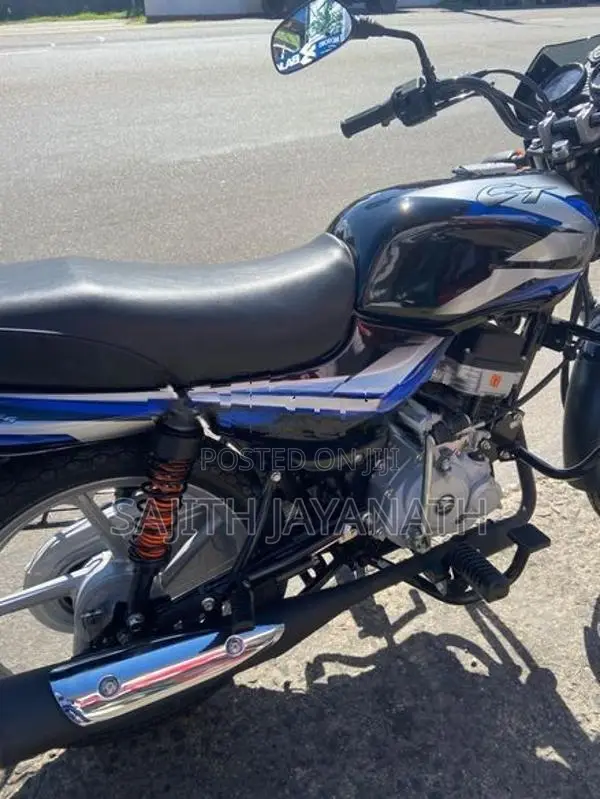 Bajaj CT100 ES 2026