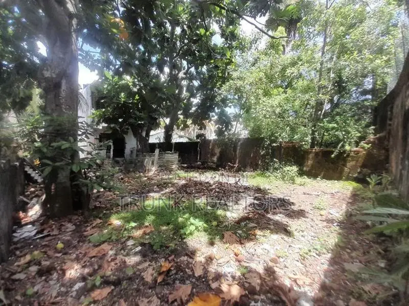 ￭ Mount Lavinia Land With House For Sale (NK11956)