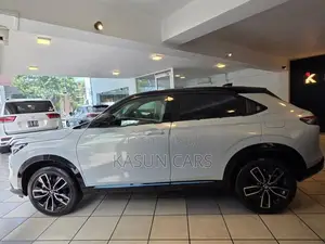 Honda Vezel Z Play Moonroof 2026