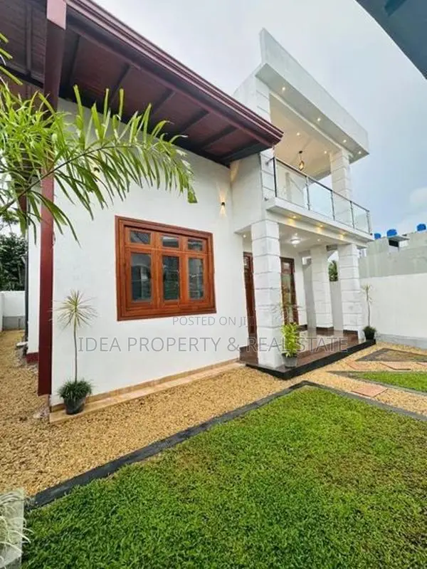 (HRS-528) Brand New Modern Two Storey House Sale in Maththegoda