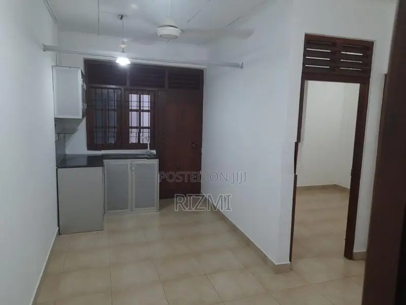 2nd floor 2BR house for rent in kalubowila near to hijaz girls school