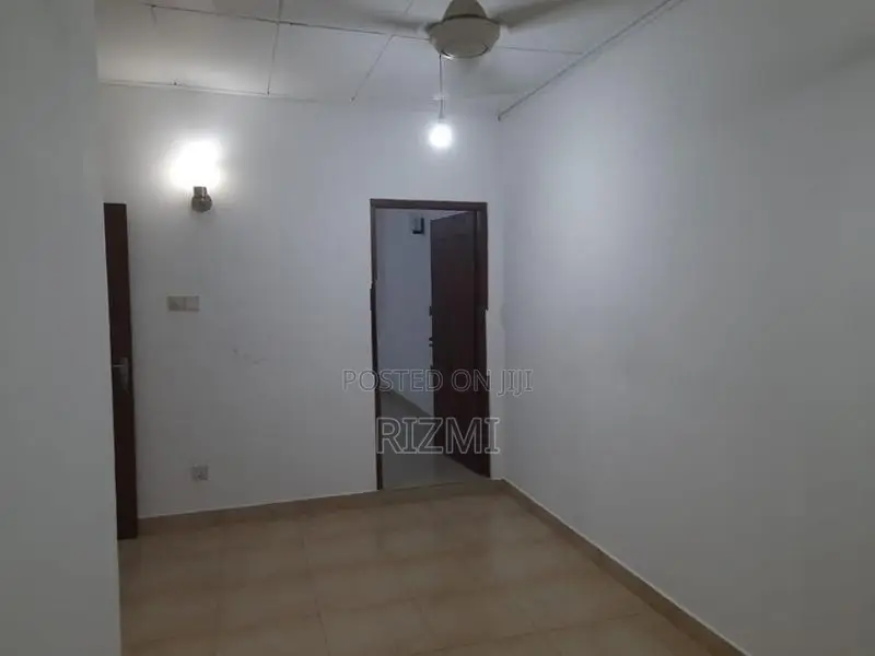 2nd floor 2BR house for rent in kalubowila near to hijaz girls school