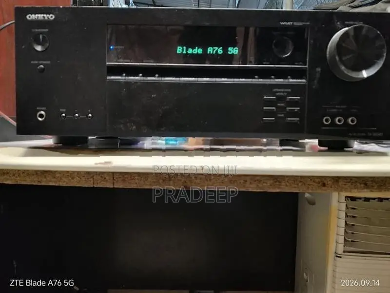 Onkyo Av Receiver - Speakers / sound system