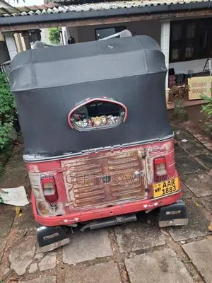 Bajaj RE 2014
