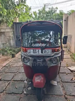 Bajaj RE 2014