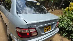 Nissan Sunny N16 2004