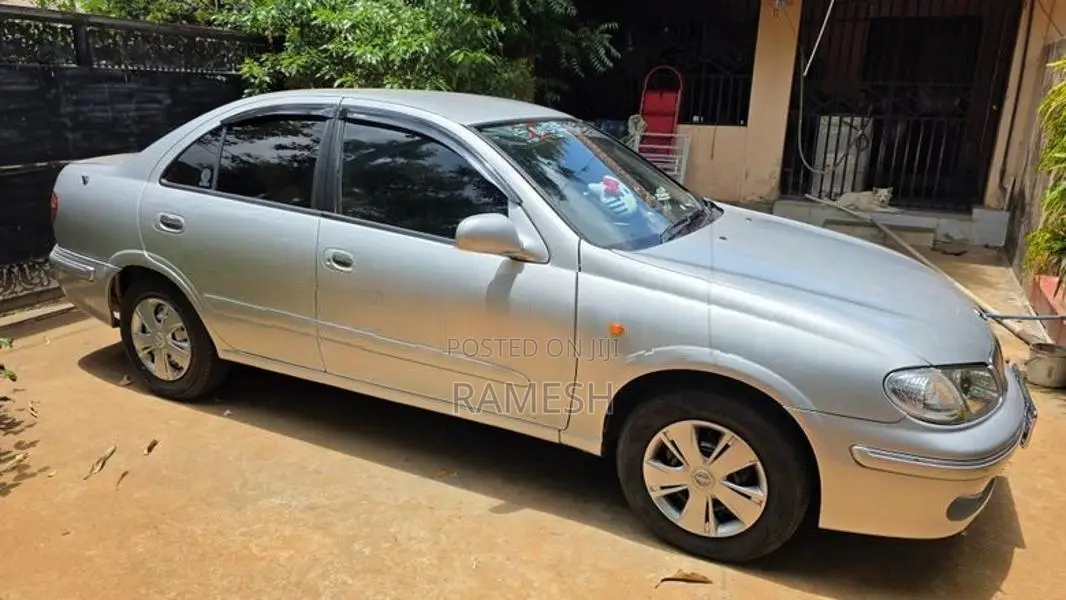 Nissan Sunny N16 2004