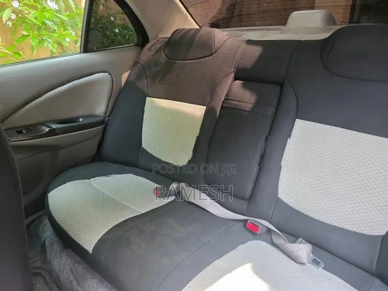 Nissan Sunny N16 2004
