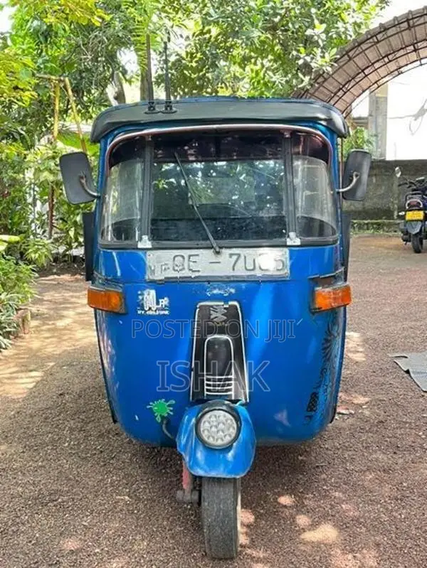 Bajaj RE 2006