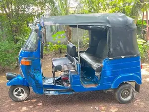 Bajaj RE 2006
