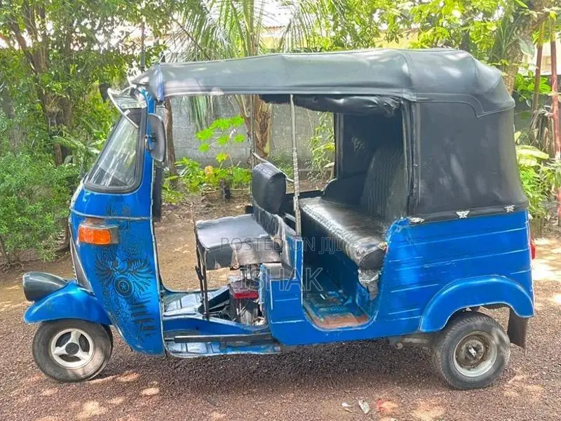 Bajaj RE 2006