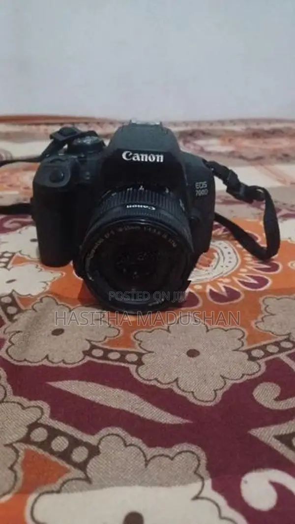 Canon 700D Dslr Camera