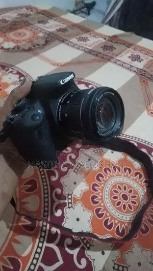 Canon 700D Dslr Camera
