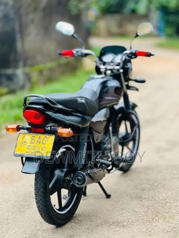Bajaj Platina 100 2013