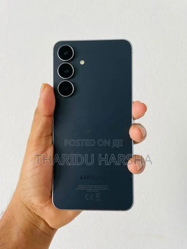 Samsung Galaxy S25 FE (Used)