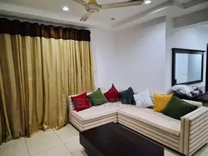 Luxury 3 BR apartment for rent in On320 - Colombo 2