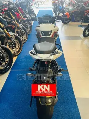 Bajaj Pulsar NS200 2026
