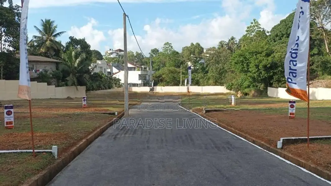 8 Perch Land Blocks for sale in Hokandara, Thalawathugoda
