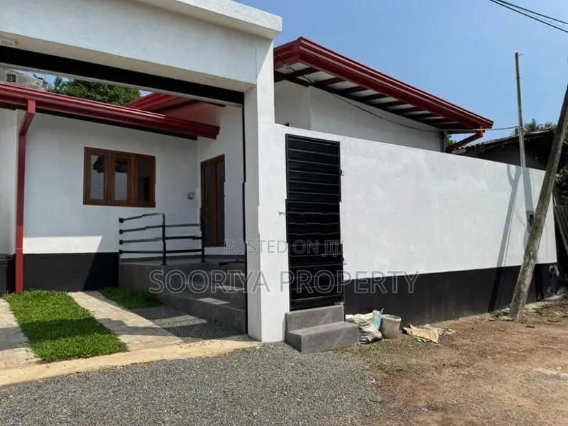 Beautiful Brand New House for Sale in Moratuwa Piliyandala