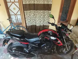 TVS Apache RTR 200 2020
