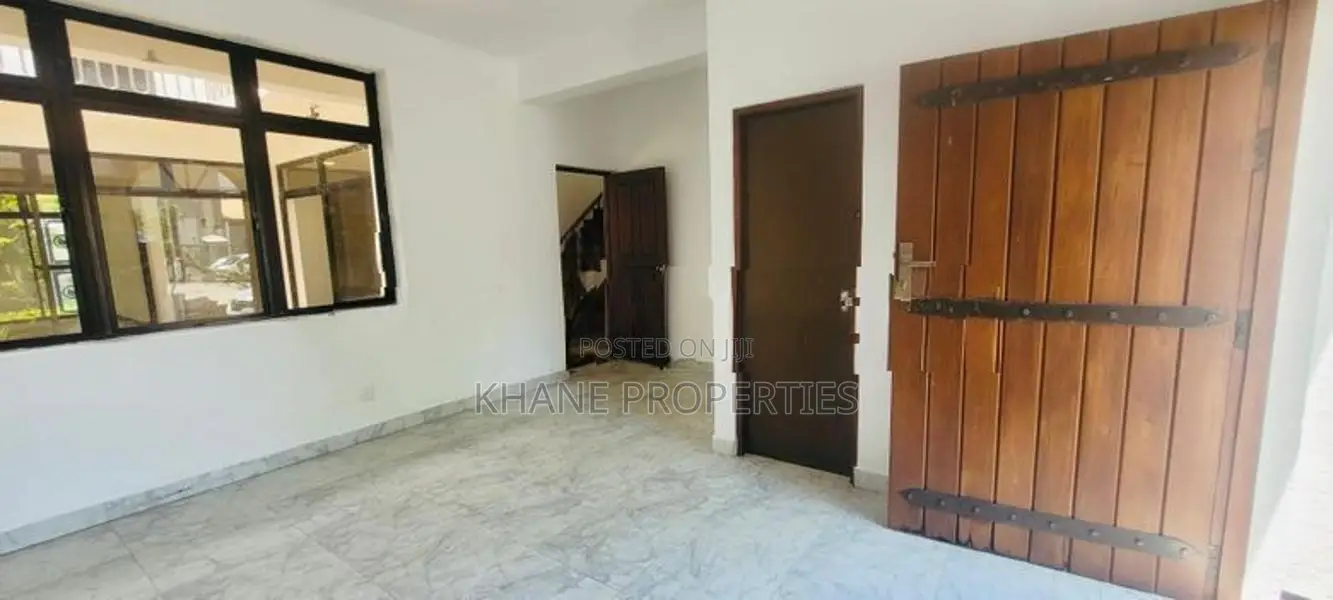 Property for Rent in Dharmpala mawatha , Colombo 7
