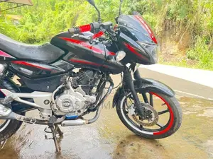 Bajaj Pulsar 150 2016