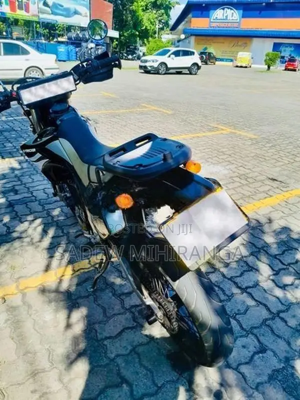Kawasaki D Tracker 2007